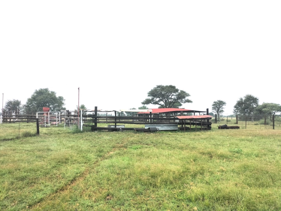 4 Bedroom Property for Sale in Jan Kempdorp Rural Northern Cape